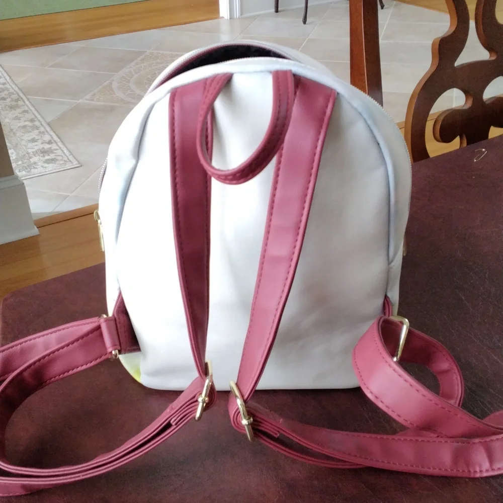 Disney Loungefly Winnie The Poo Backpack 9 X 11